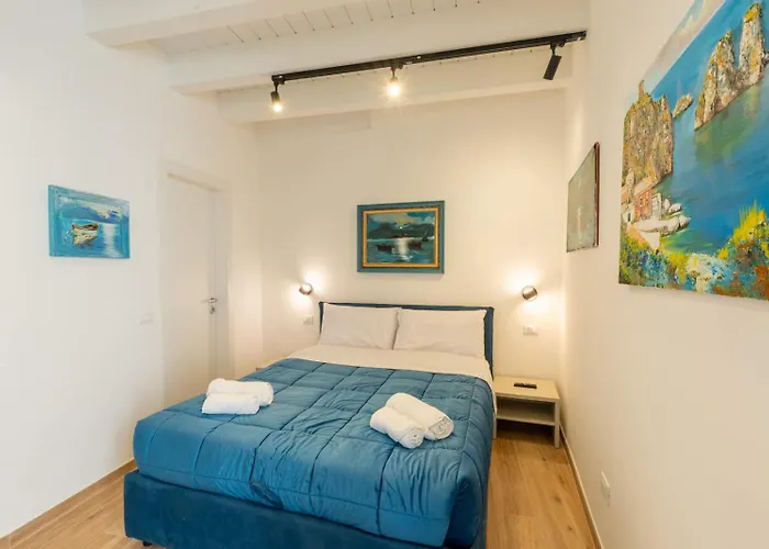 Caminneci Palace Boutique